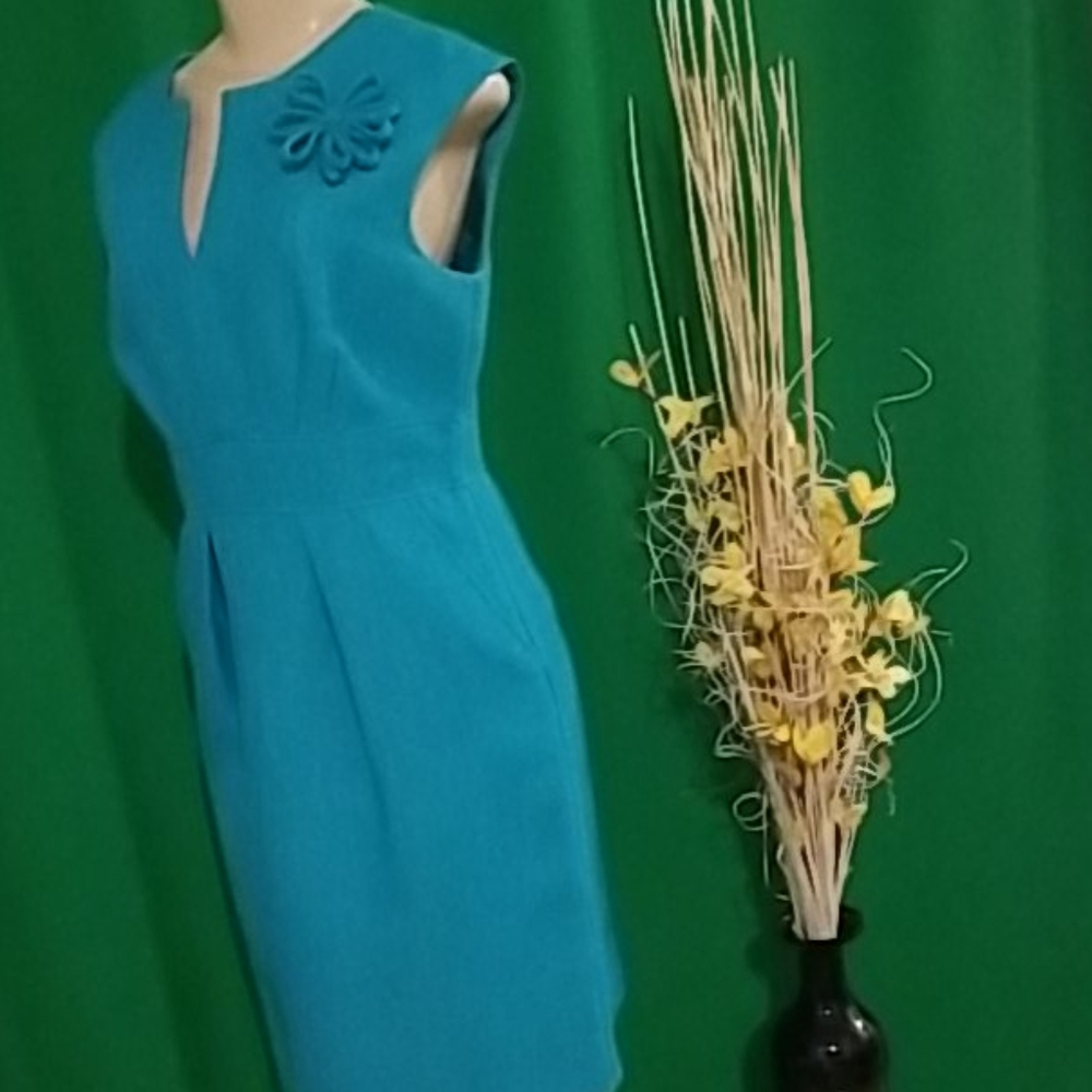 Studio One Dress - Picture 3 of 8